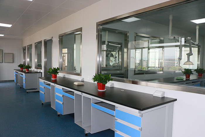 實(shí)驗(yàn)臺